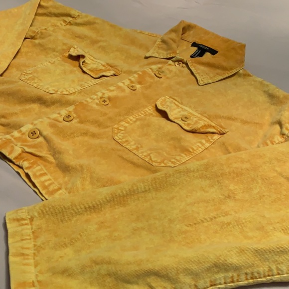 Forever21 women’s corduroy button up - Picture 5 of 6